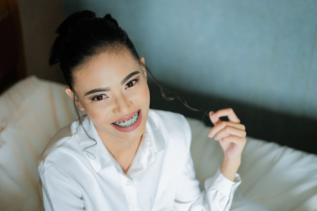 Invisalign: Konforlu Plaklarla Rahat Bir Tedavi Süreci